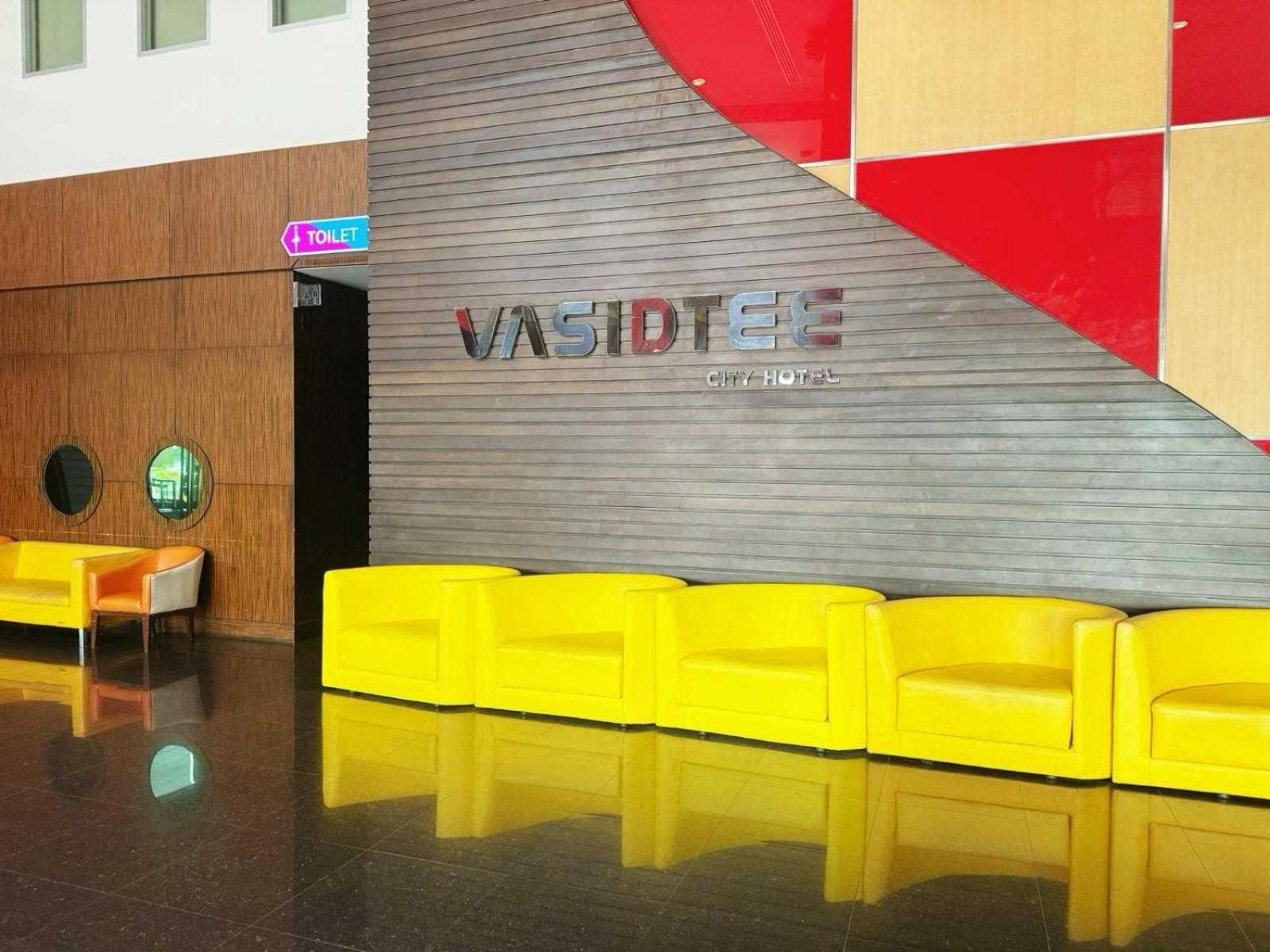 Capital O 75514 Vasidtee City Hotel Suphan Buri Exterior foto