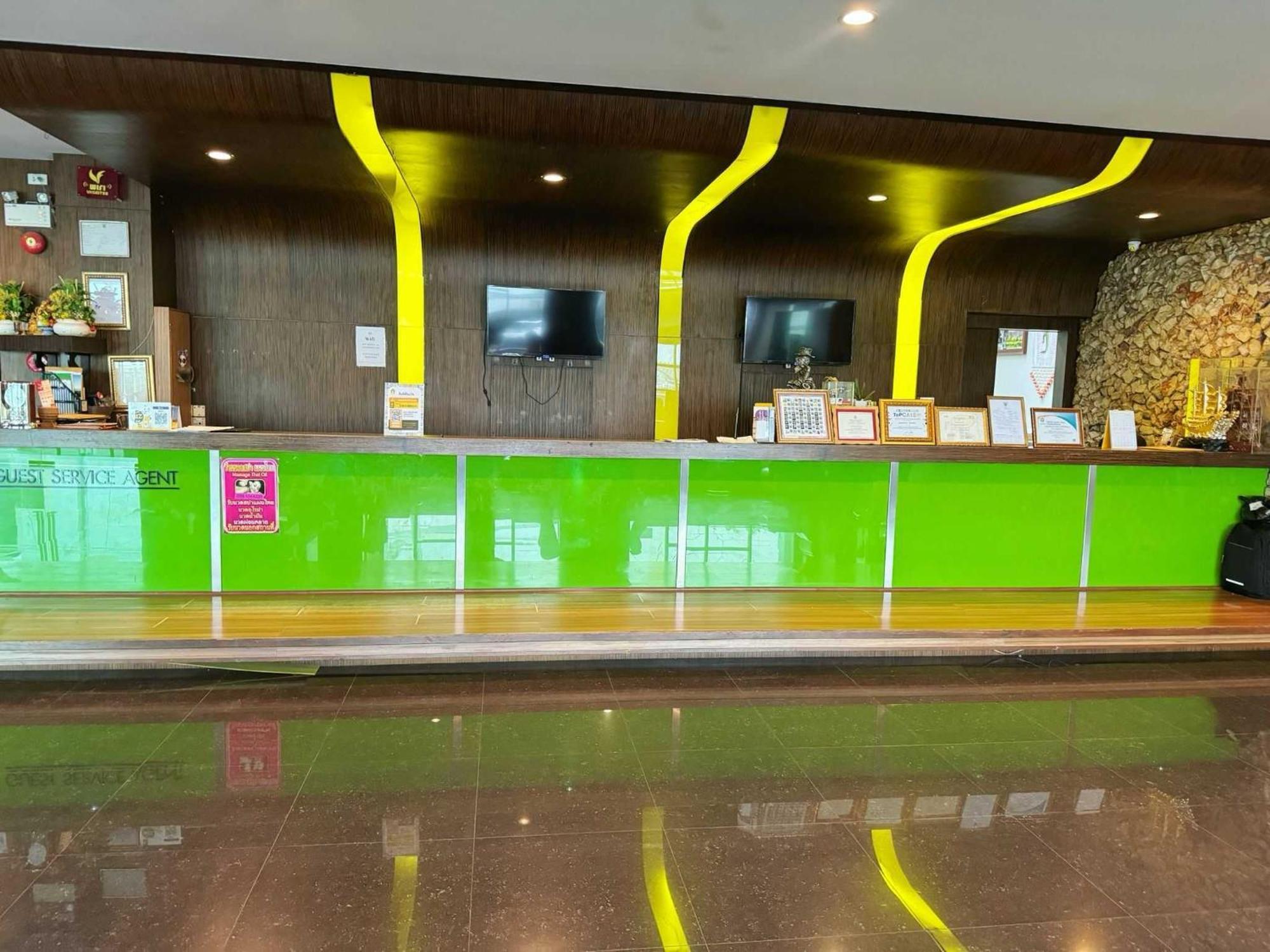 Capital O 75514 Vasidtee City Hotel Suphan Buri Exterior foto